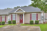 Building Photo - 121 Mel Ville
