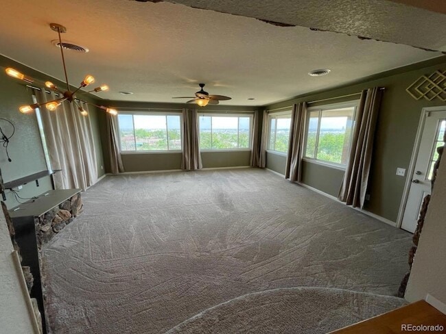 Building Photo - 7966 Elmwood Ln