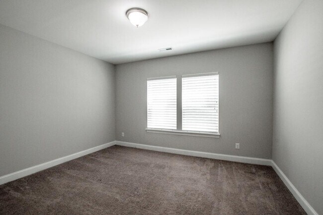 Building Photo - 6120 Durango Way