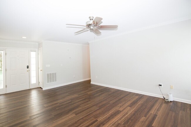 Building Photo - Charming 3-Bed, 2-Bath Home in Pittsboro's Serene Olde Farm Neighborhood! ?????