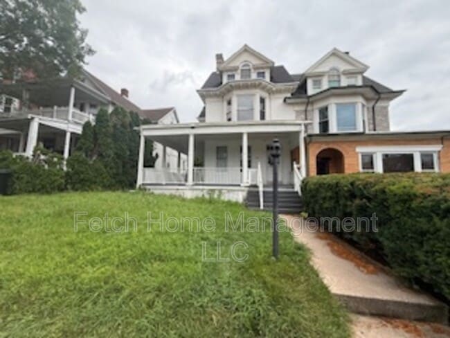 Primary Photo - 436 Linden Ave