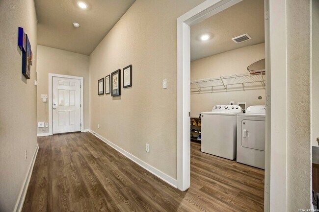 Building Photo - 10771 Francisco Way