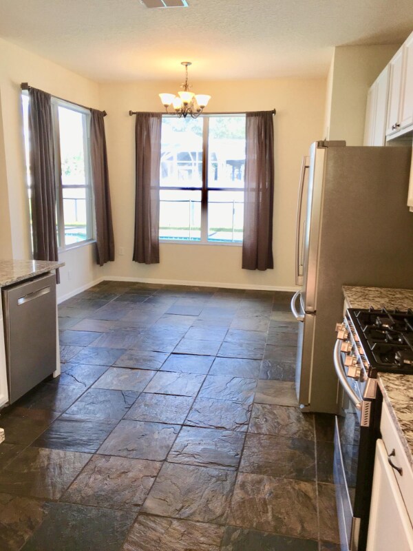 Building Photo - 8055 Spirit Ct