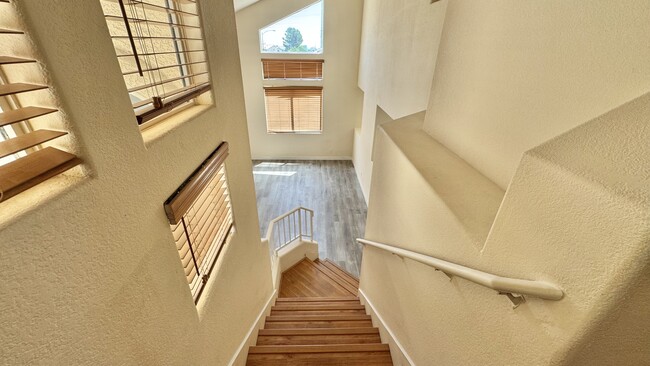 Building Photo - 3726 Penedos Dr