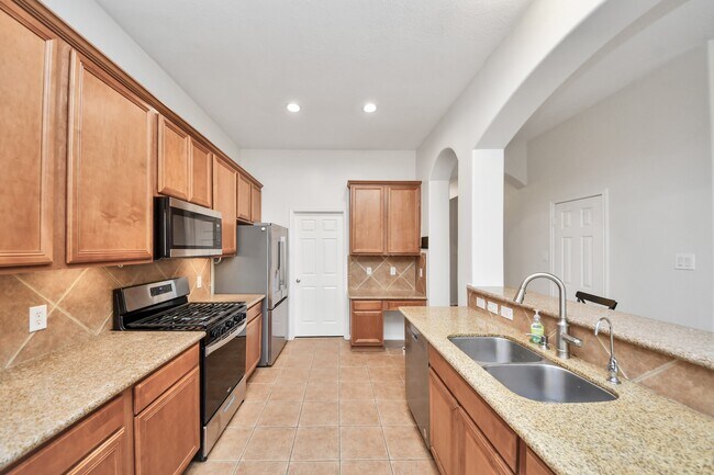 Building Photo - 4118 Ferro St