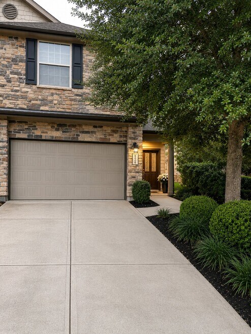 Building Photo - 6430 Haywards Crossing S Cir