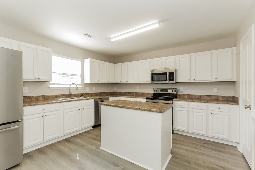 Building Photo - 333 Hunslet Cir