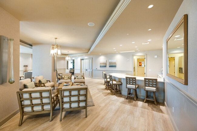 Building Photo - 4761 W Bay Blvd