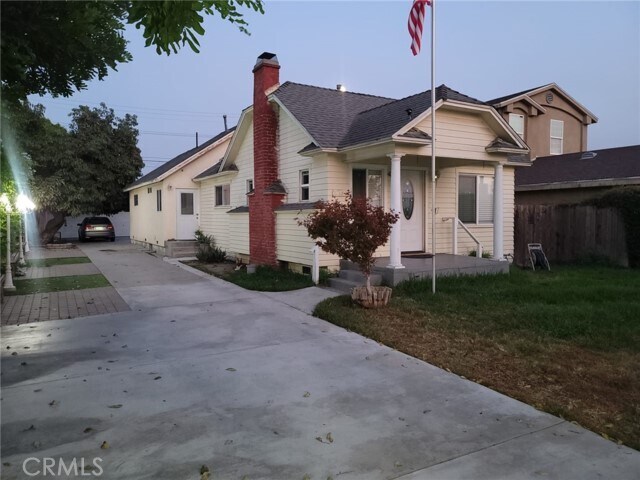 Primary Photo - 10540 California Ave