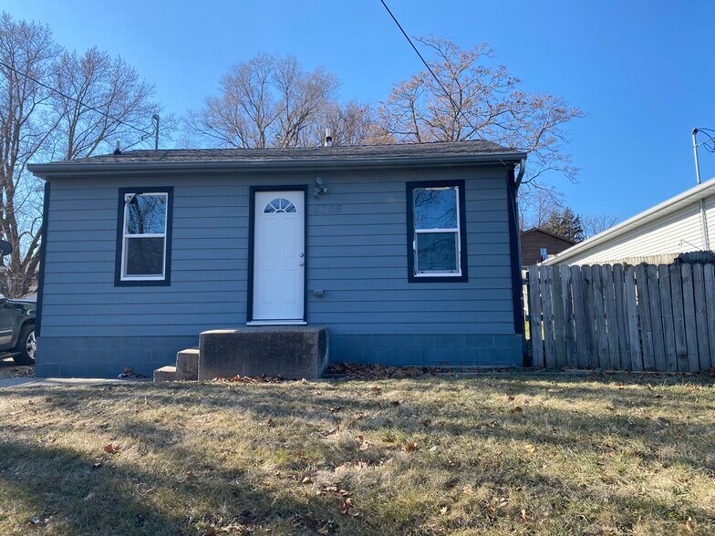New siding and paint - 5706 South Union St