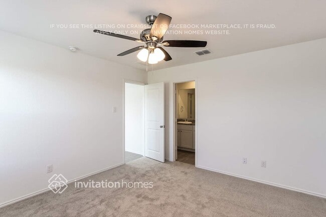 Building Photo - 2800 Spring Time Dr