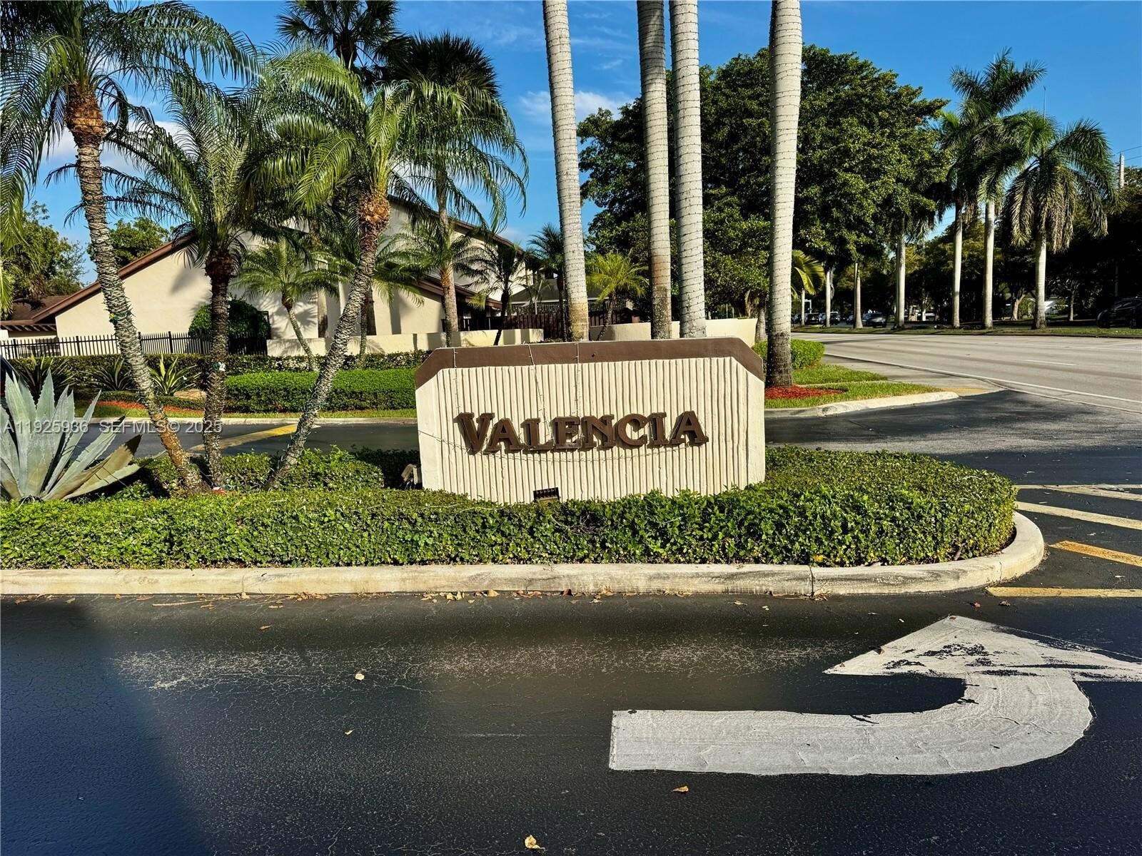 Building Photo - 10161 SW 137th Ct