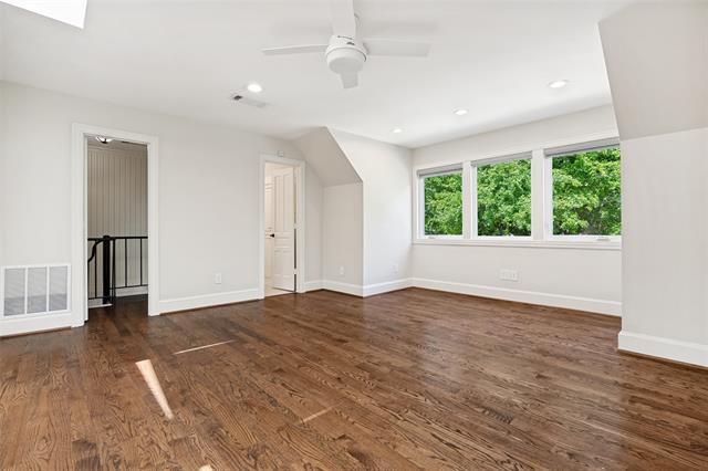 Building Photo - 6544 Valleybrook Dr