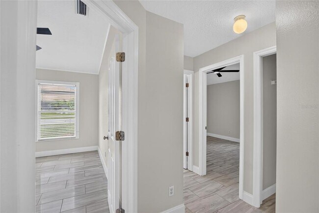 Building Photo - 1434 Hatcher Loop Dr