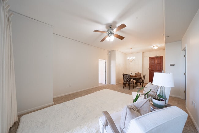 Building Photo - 1 Towers Park Ln