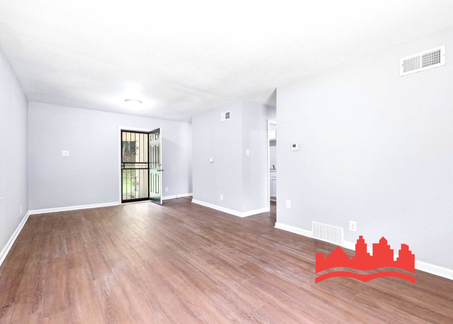 Building Photo - 2348 Millbrook Ave