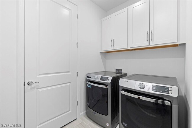 Building Photo - 1854 Amador Ct