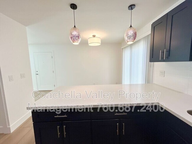 Building Photo - 73525 Shadow Mountain Dr