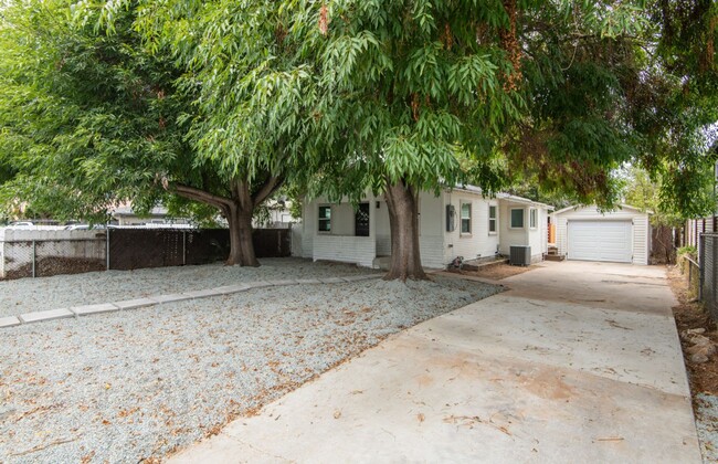 Primary Photo - 2 bedrooms 1 bath home in San Diego-Imperi...