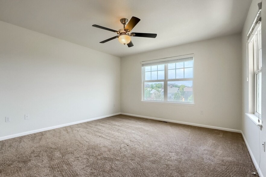 Building Photo - 3681 S Perth Cir