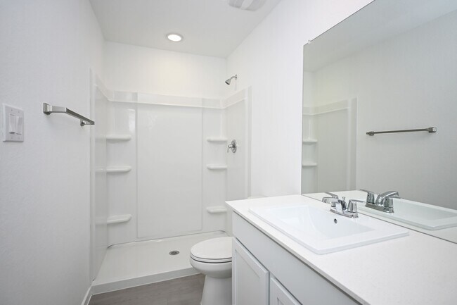 Building Photo - 7639 Varo Gln