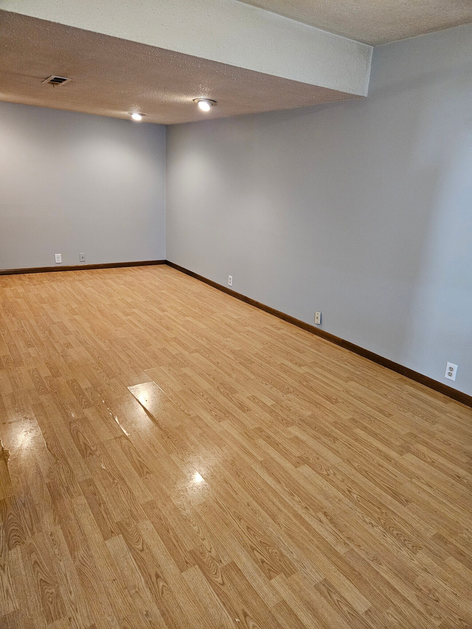 Building Photo - 1111 Briarcliff Ln