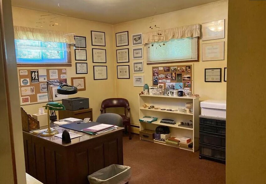 Bedroom or office - 411 Keller St