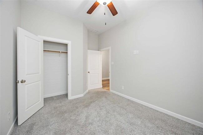 Building Photo - 11726 Deepwater Ridge Way
