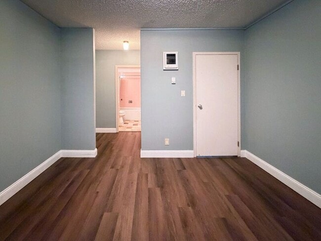 Building Photo - 1313 Lincoln St