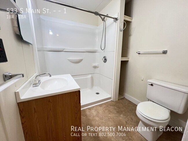 Building Photo - 533 S Main St