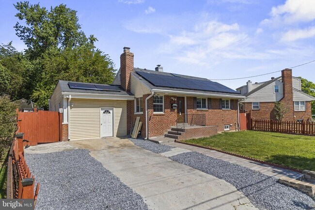 Building Photo - 8030 New Riggs Rd