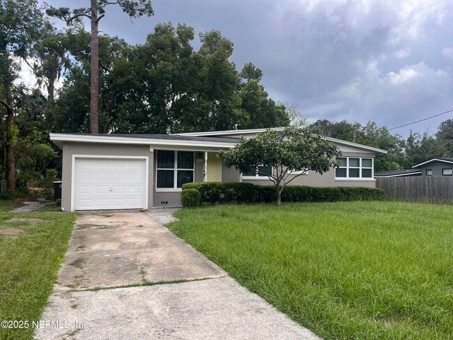 Primary Photo - 6060 Mizzell Dr