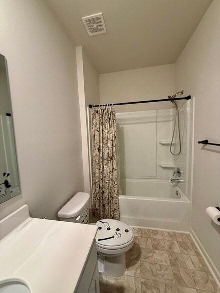 Building Photo - 231 Sienna Bluff
