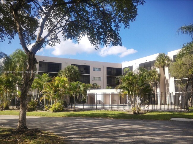 Building Photo - 8540 SW 133rd Avenue Rd