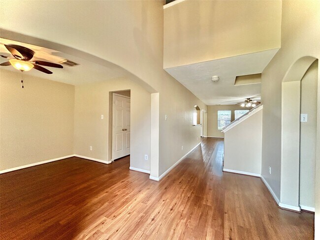 Building Photo - 21510 Juniper Meadows Dr