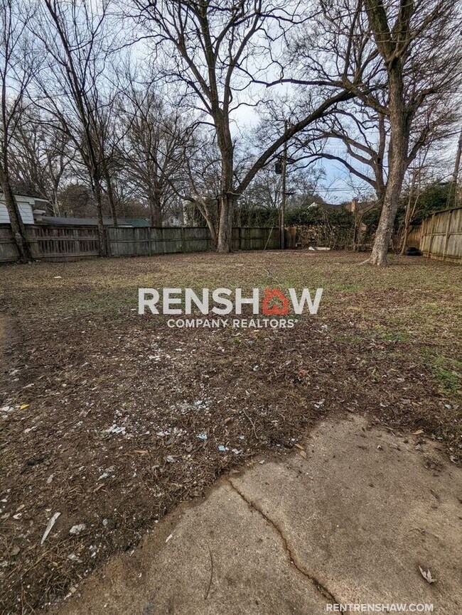 Building Photo - Completely Upgraded Property - Move in Ready!