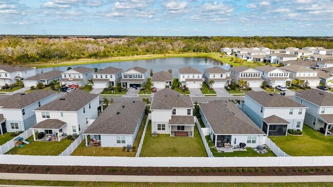 Building Photo - 14031 Crimson Ave