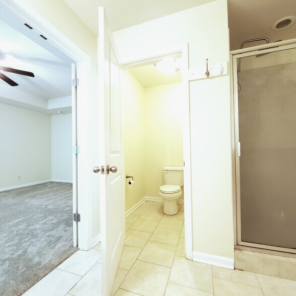 Building Photo - 4524 Grenadine Cir
