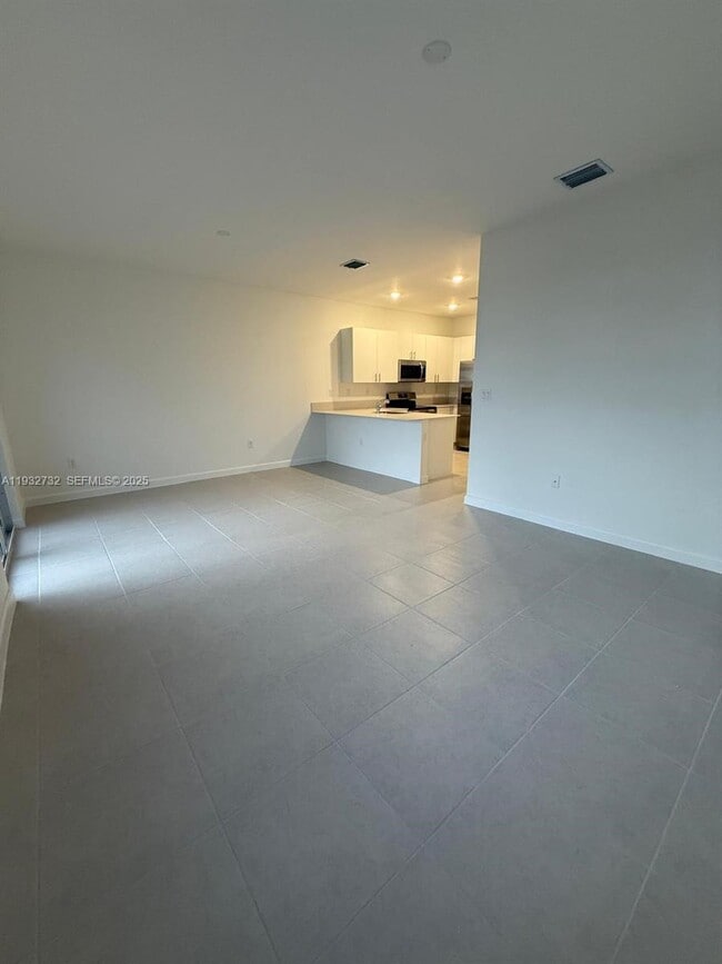 Building Photo - 35844 SW 178th Ct