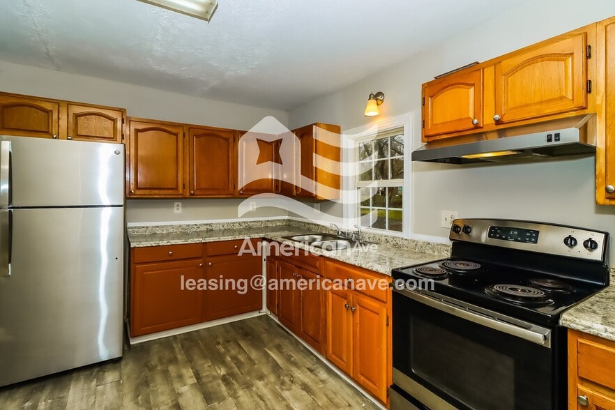 Building Photo - 1315 11th St