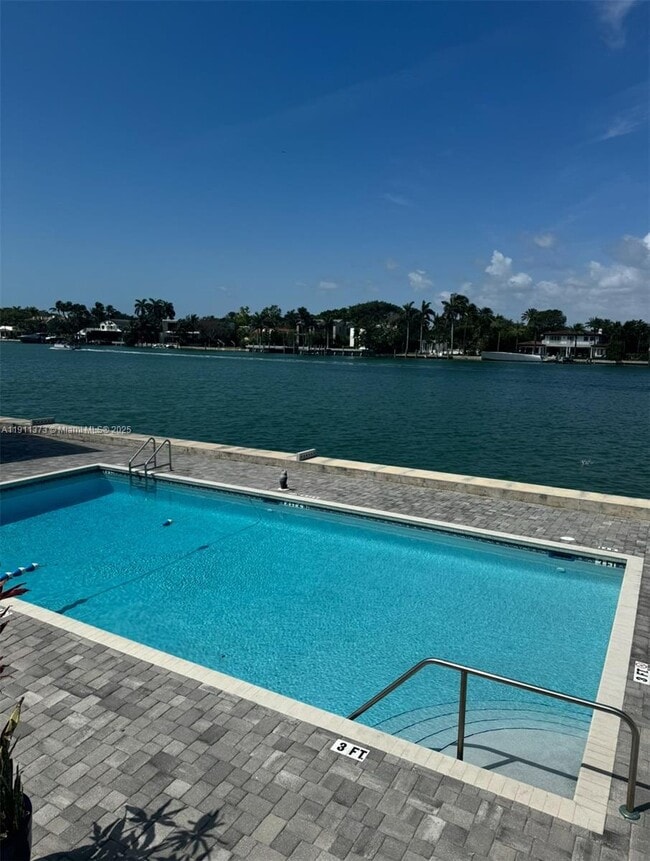 Building Photo - 6484 Indian Creek Dr