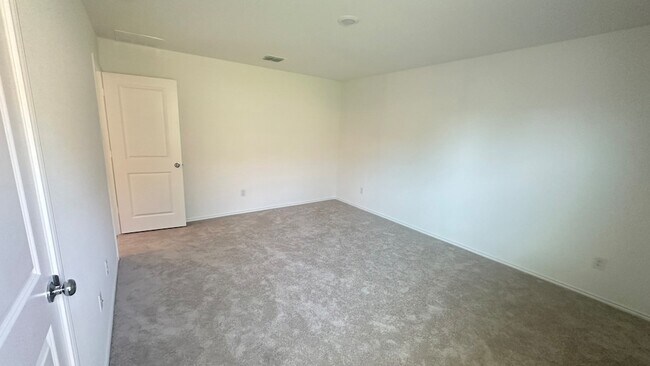 Building Photo - 3420 Flicker Ln