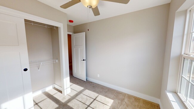 Building Photo - Brand New Three Bedroom Nevada Townhome Av...