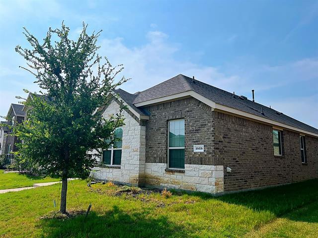 Building Photo - 1525 Babb Ln