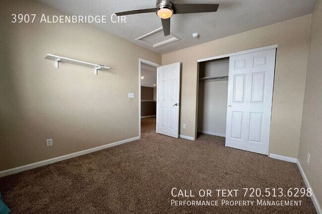 Building Photo - 3907 E Aldenbridge Cir