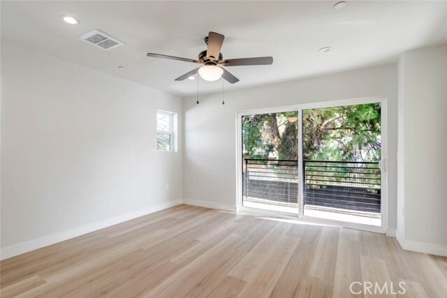 Building Photo - 10754 Nassau Ave