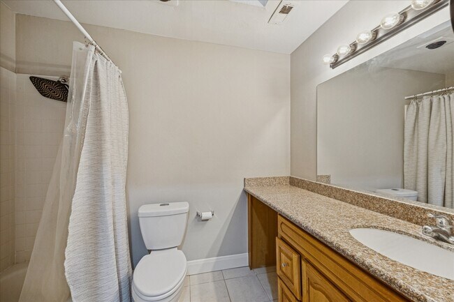 Building Photo - 1615 Prairie Mark Ln