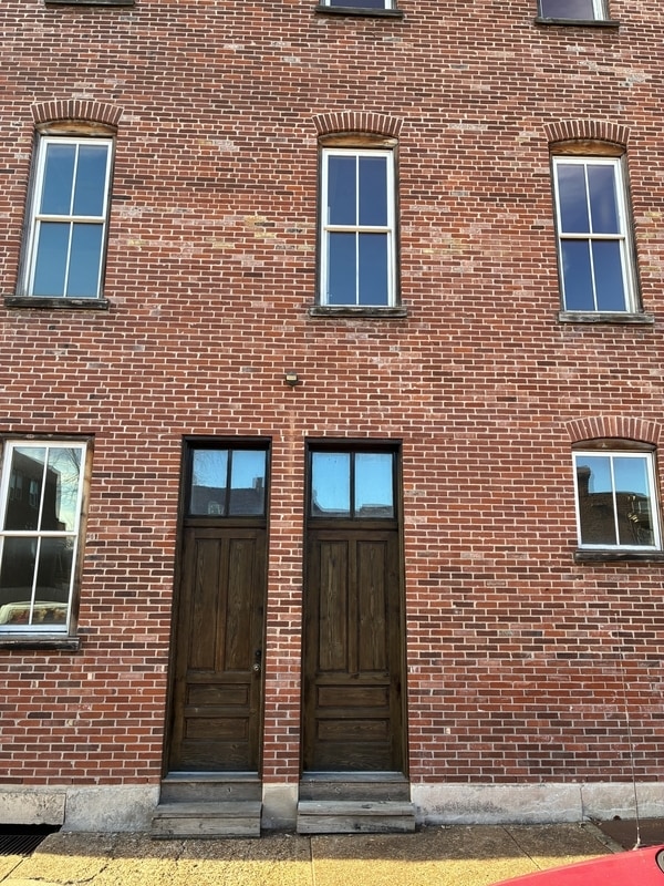 Building Photo - 2900D Cherokee St.