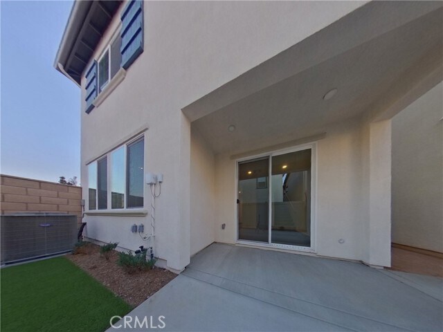 Building Photo - 28083 Rosetta St