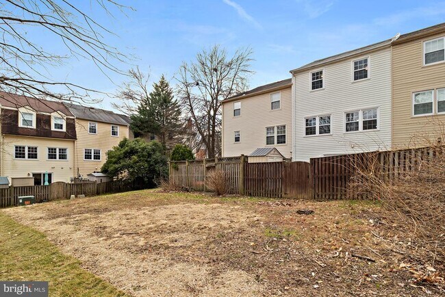 Building Photo - 9553 Cherry Oak Ct